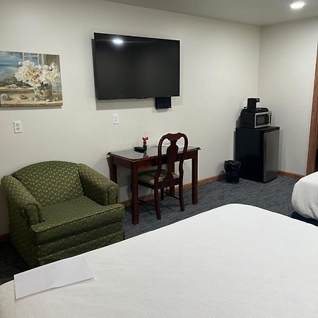 Sutton Inn Elkton Bagian luar foto