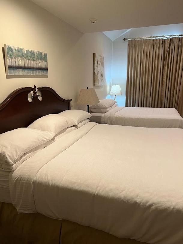 Sutton Inn Elkton Bagian luar foto
